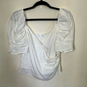 Cream puff sleeve top with wrap waist style